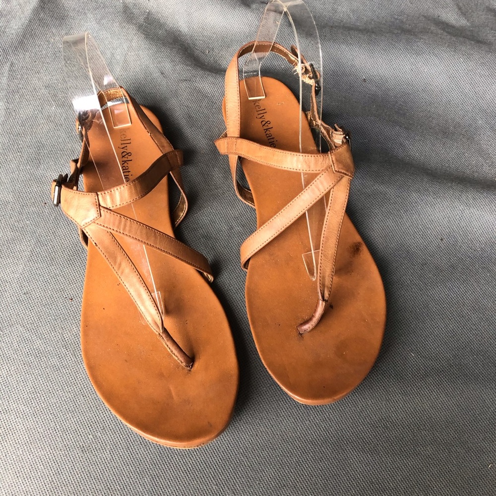 Asymmetric thong sandals